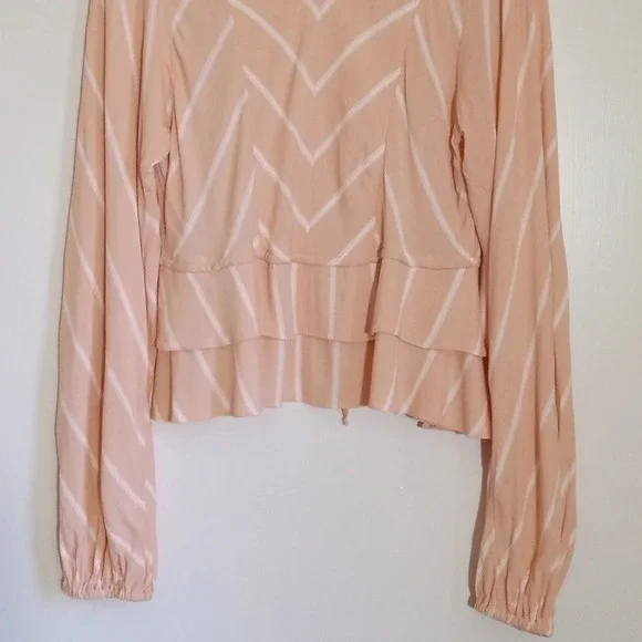 Free People long sleeve vneck button down ruffle peplum top with Chevron pattern - Picture 6 of 6